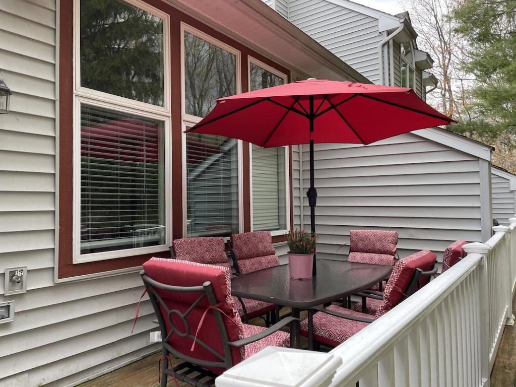 Beautiful Lake Harmony Townhouse At Big Boulder Lake And Ski Area Eksteriør billede